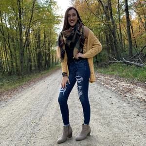 Meet your Posher, Mackenzie